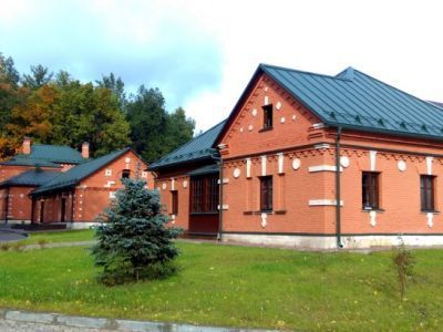 Хозяйственная постройка северо-восточная