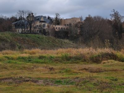 Усадьба С.Т. Морозова «Успенское», в которой в 1897 г. жил художник Левитан Исаак Ильич и бывал писатель Чехов Антон Павлович