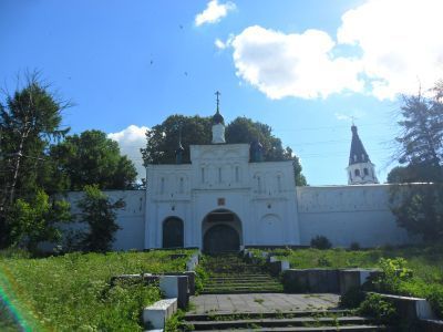 Надвратная церковь