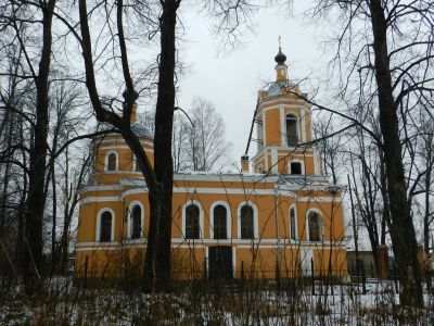 Усадьба "Спасское-Торбеево": -церковь Спаса