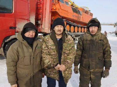 Отец погибшего военнослужащего помогает мобилизованным якутянам