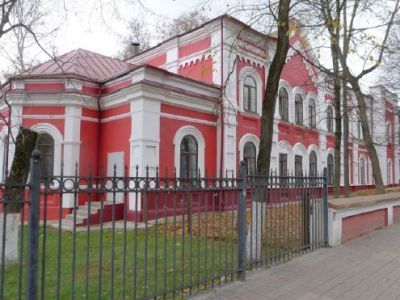 Здание домовой церкви и певческой школы