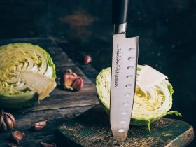 Нож кухонный Samura Mo-V Сантоку - SM-0094, сталь AUS-8, рукоять G10, 180 мм