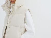 Жилет с капюшоном, Бежевый