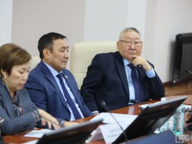 Острые вопросы сельского хозяйства Якутии обсудили с представителем федерального Минсельхоза