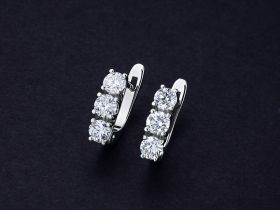 Серьги из белого золота с бриллиантами э0901сг04164000