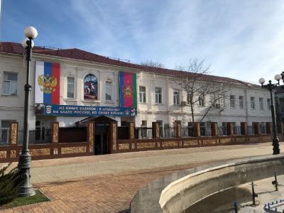 Ремесленное училище. Здесь в 1921 - 1922 годах жил и работал скульптор С.Д. Эрьзя (Нефедов) (1876 - 1959)