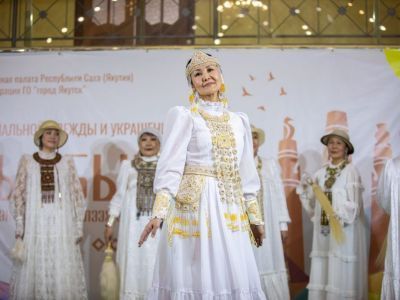 В Якутске прошла выставка-ярмарка национальной одежды и украшений