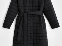 Утепленное пальто с поясом