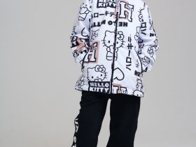 Куртка текстильная с полиуретановым покрытием для девочек (ветровка)