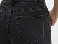 Расклешенные джинсы с высокой посадкой