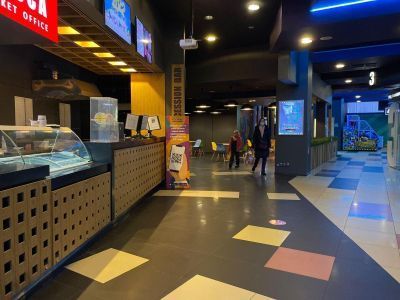 Кинотеатр «Космик» на Вознесенской