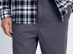 Брюки-бананы с эластичным поясом