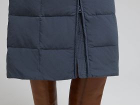 Утепленная юбка на молнии прямого силуэта