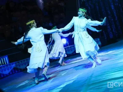 В Якутске провели новогодний благотворительный концерт «Для своих»