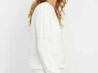 Джемпер приталенного силуэта