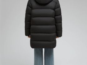 Стеганый пуховик с натуральным пухом