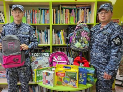 Олёкминские росгвардейцы поддержали акцию «Собери ребёнка в школу»