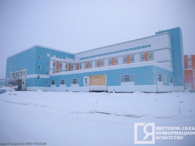 Более 120 специалистов заключили договор на трудоустройство в новом онкодиспансере Якутии