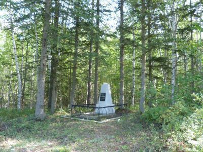 Могила ефрейтора Заморьева Василия Николаевича, погибшего при разминировании местности (1923-1945 гг.)