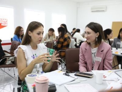 В Якутске завершился первый день обучения по программе «Мама-предприниматель»