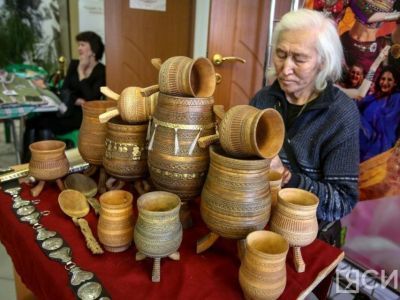 Мастера народных художественных промыслов могут получить грант в размере 100 тысяч рублей