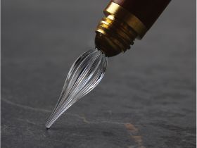 Ручка-перо стеклянная для каллиграфии Малевичъ