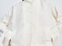 Ветровка с воротником-стойкой