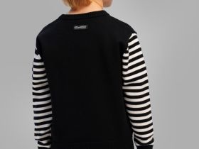 Джемпер трикотажный для мальчиков