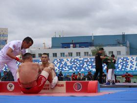 В Якутске стартовали соревнования по борьбе корэш и мас-рестлингу в рамках федерального Сабантуя