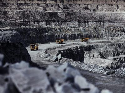 АЛРОСА договорилась с российскими производителями о поставках горной техники