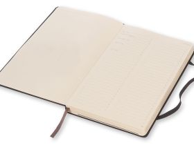 Записная книжка в линейку Moleskine "Professional" Large, 130х210 мм 240 стр, обложка черная