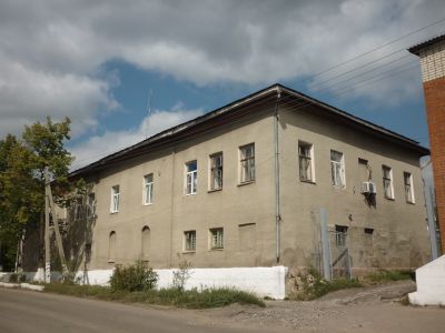 Уездные присутственные места