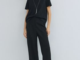 Футболка с ожерельем, Черный