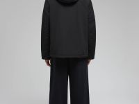 Утепленная куртка с капюшоном