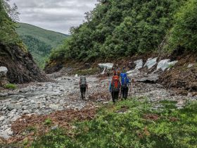 «В горах Семи Хребтов. Водопады хребта Сэттэ Дабан»