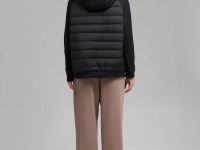 Стеганая куртка с наполнителем из натурального пуха