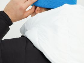 Вязаная шапка