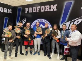 В Узбекистане мас-рестлеры подвели итоги года