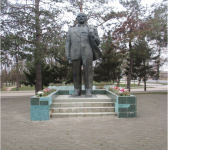 Памятник В.И. Ленину