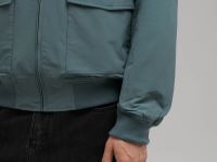 Ветровка-бомбер со съемным капюшоном