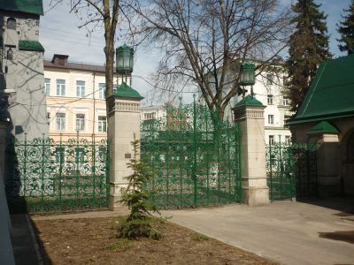 Ограда с воротами