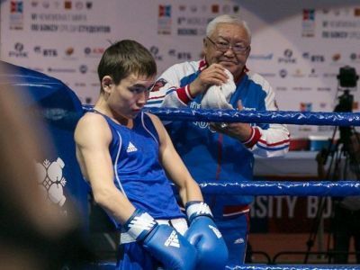 Василий Егоров выиграл стартовый бой на Кубке мира в Кельне