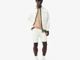 Мужская футболка Lacoste из хлопка с нагрудным карманом