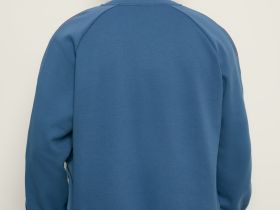 Олимпийка с контрастной отделкой из капсулы ретро