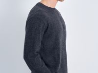 Джемпер прямого силуэта с округлым вырезом