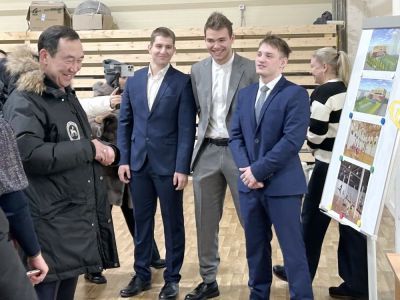 В спортзале уложили полы