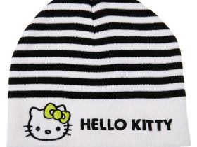 Шапка трикотажная для девочек