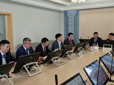 К осени 2022 года асфальтированная дорога должна дойти до села Чурапча