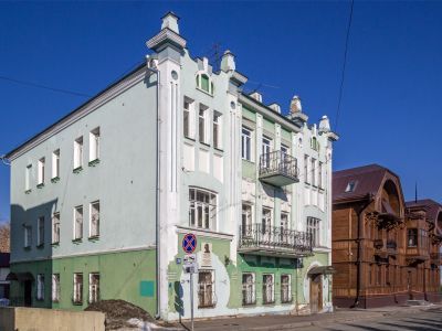 Дом Пора А. (первый)